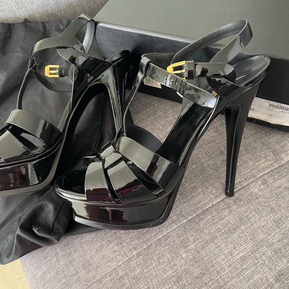Saint Laurent
Tribute Patent Platform Sandals YSL Heels leather size 8 ysl shoes - Picture 15 of 15